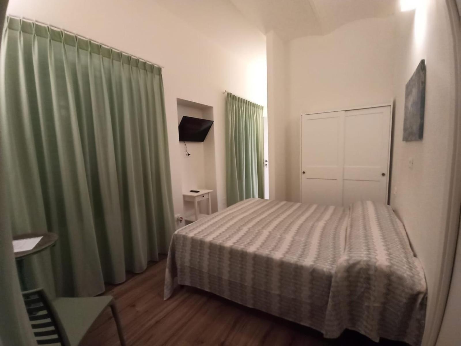 Casa Valdese Rio Marina Hotel Bagian luar foto