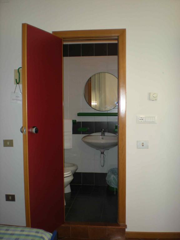 Casa Valdese Rio Marina Hotel Bagian luar foto