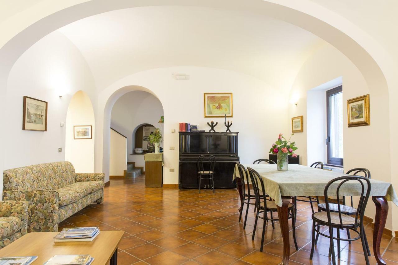 Casa Valdese Rio Marina Hotel Bagian luar foto